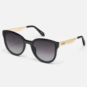 QUAY Date Night Sunglasses in Black Frame / Smoke Lens Quay - Black/Smoke Full Glam Sunglasses – Bella Ragazza Boutique main image 4